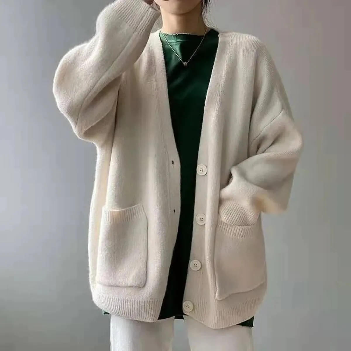 Cardigan maglione casual da donna retrò grigio solido tasche larghe monopetto scollo a V maglione tutto abbinato top femminile c