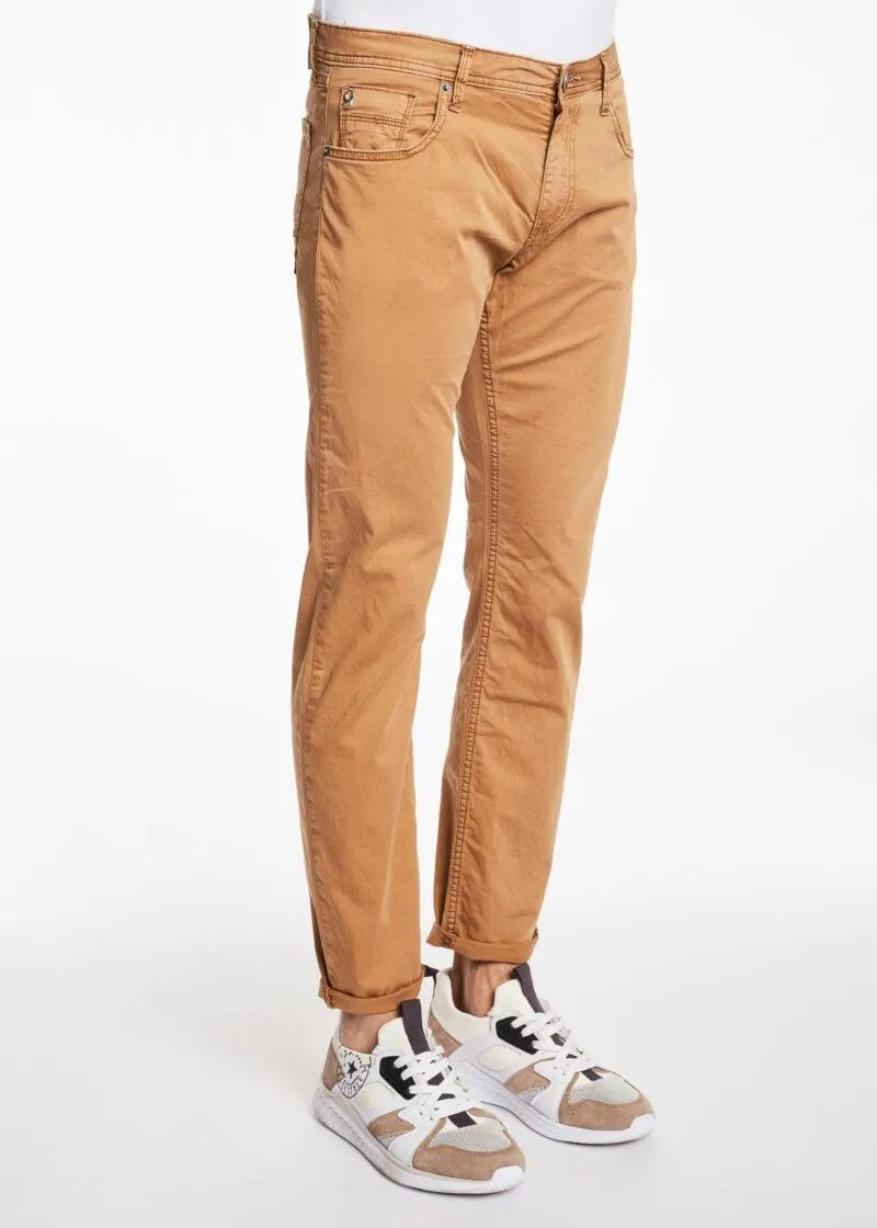 Pantaloni cinque tasche