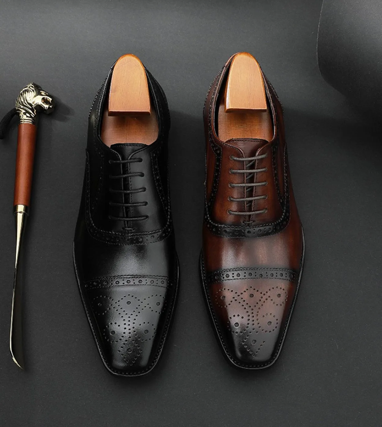 Scarpe brogue italiane di lusso per uomo in vera pelle 2023 Nuovo stile Designer di marca Uomo fatto a mano Nero Business Work S