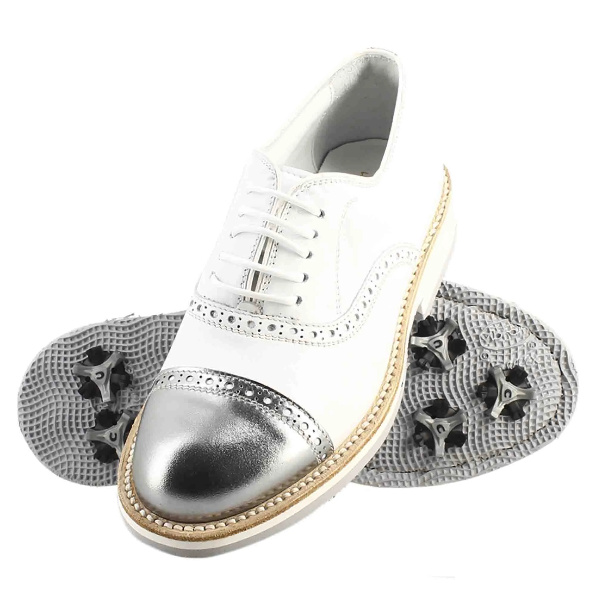 Scarpe golf da donna artigianali in pelle bianco e dettagli in argento